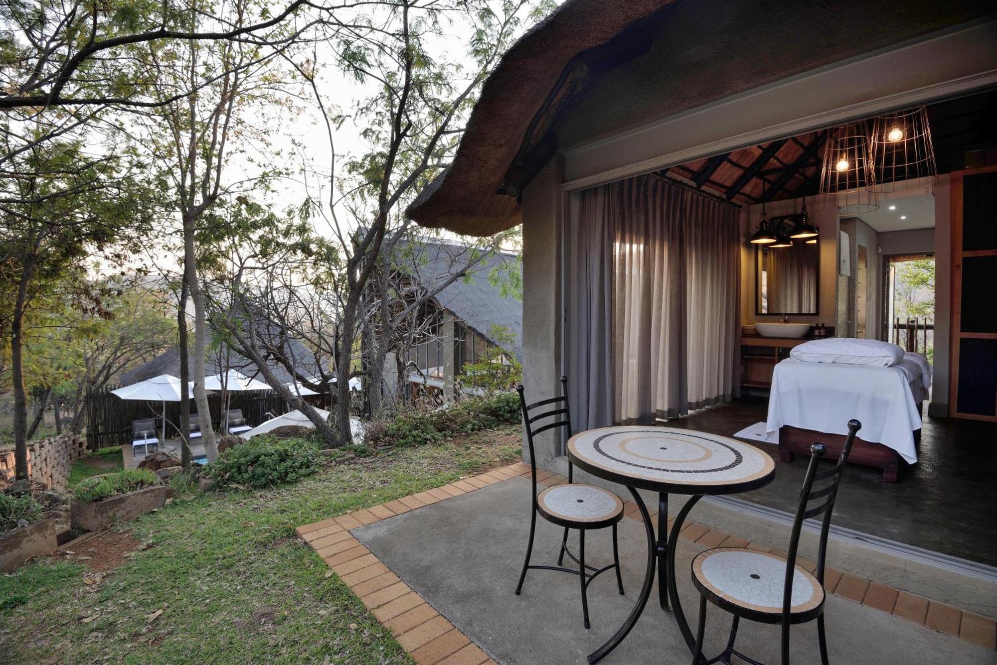 Bakubung Bush Lodge Ледіг Екстер'єр фото