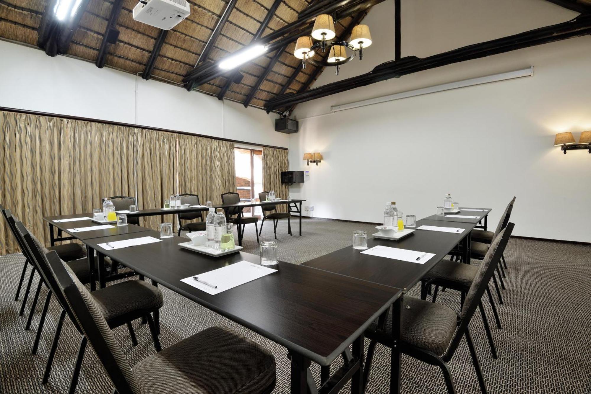 Bakubung Bush Lodge Ледіг Екстер'єр фото